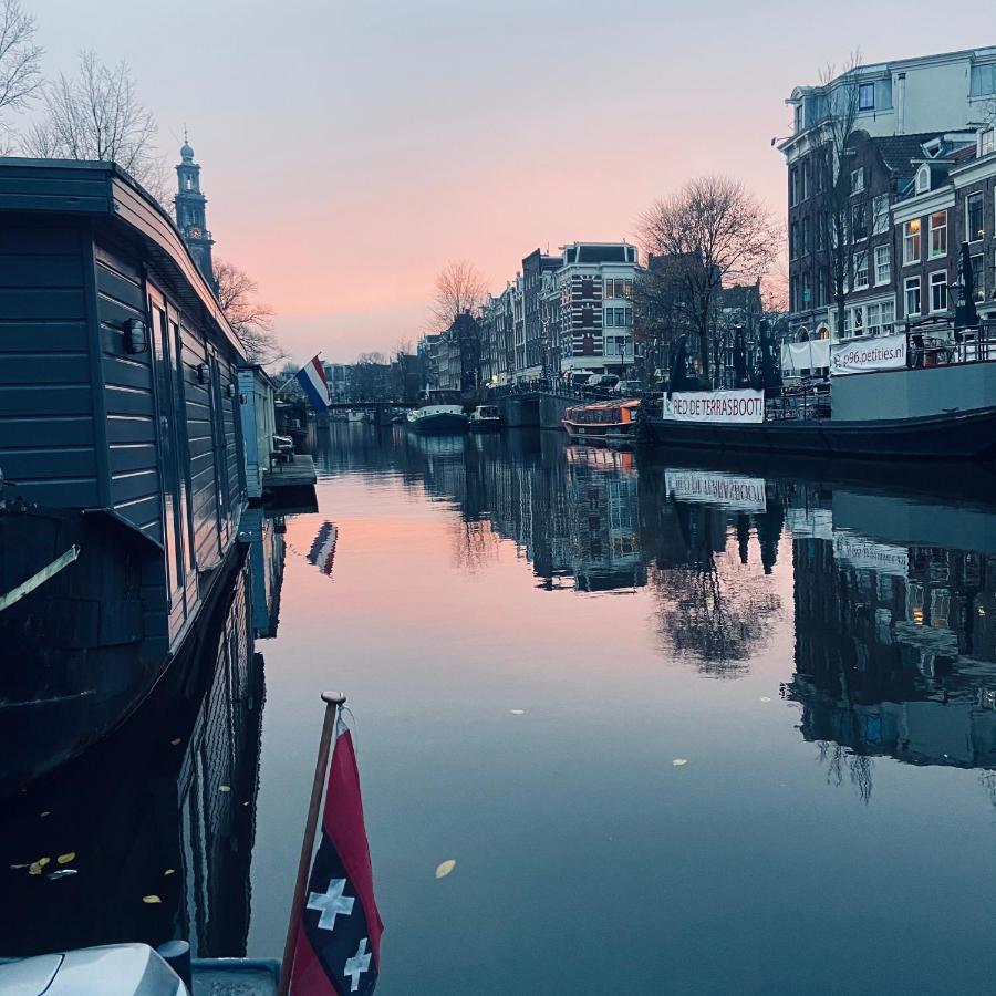 مبيت وإفطار أمستردام Houseboat Bonnie المظهر الخارجي الصورة